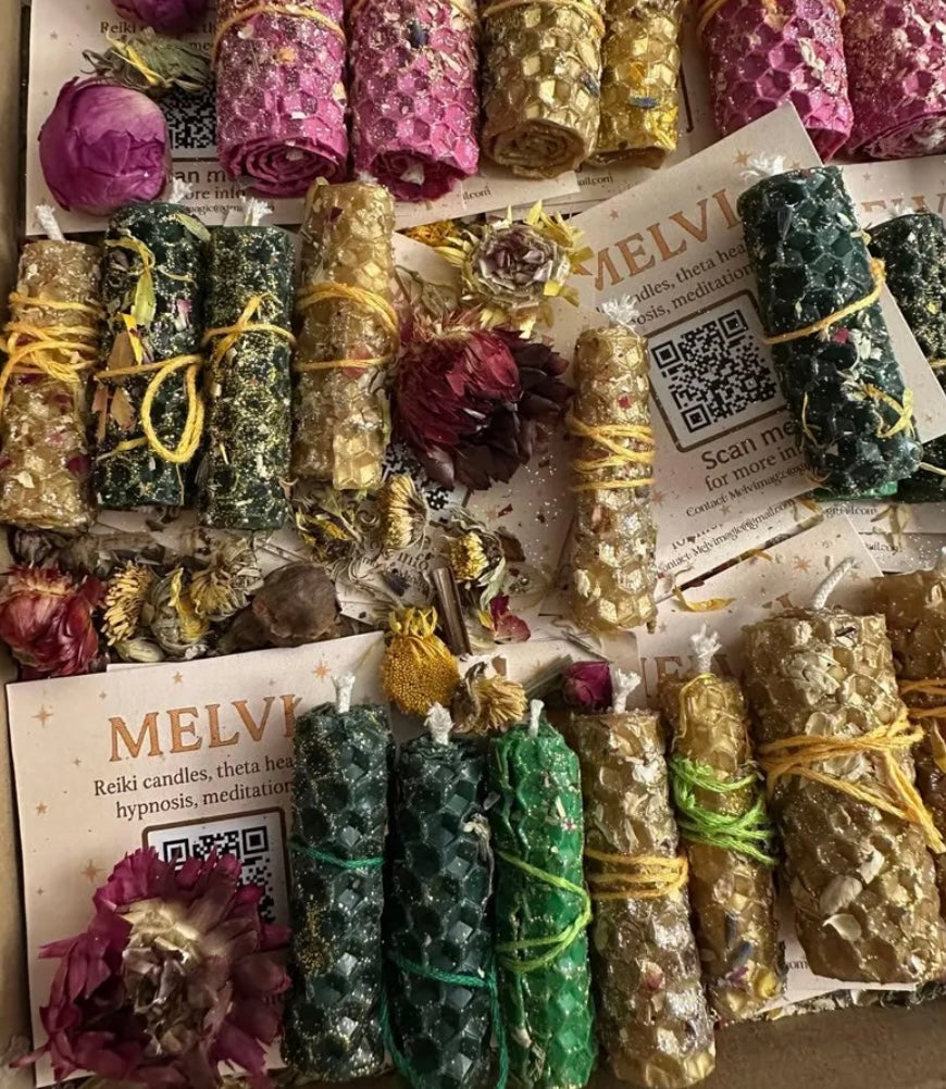 🕯️Vela mágica de cera de abeja preparada: Cargada con Reiki para la intención, ritual mágico, hierbas🔮🍀