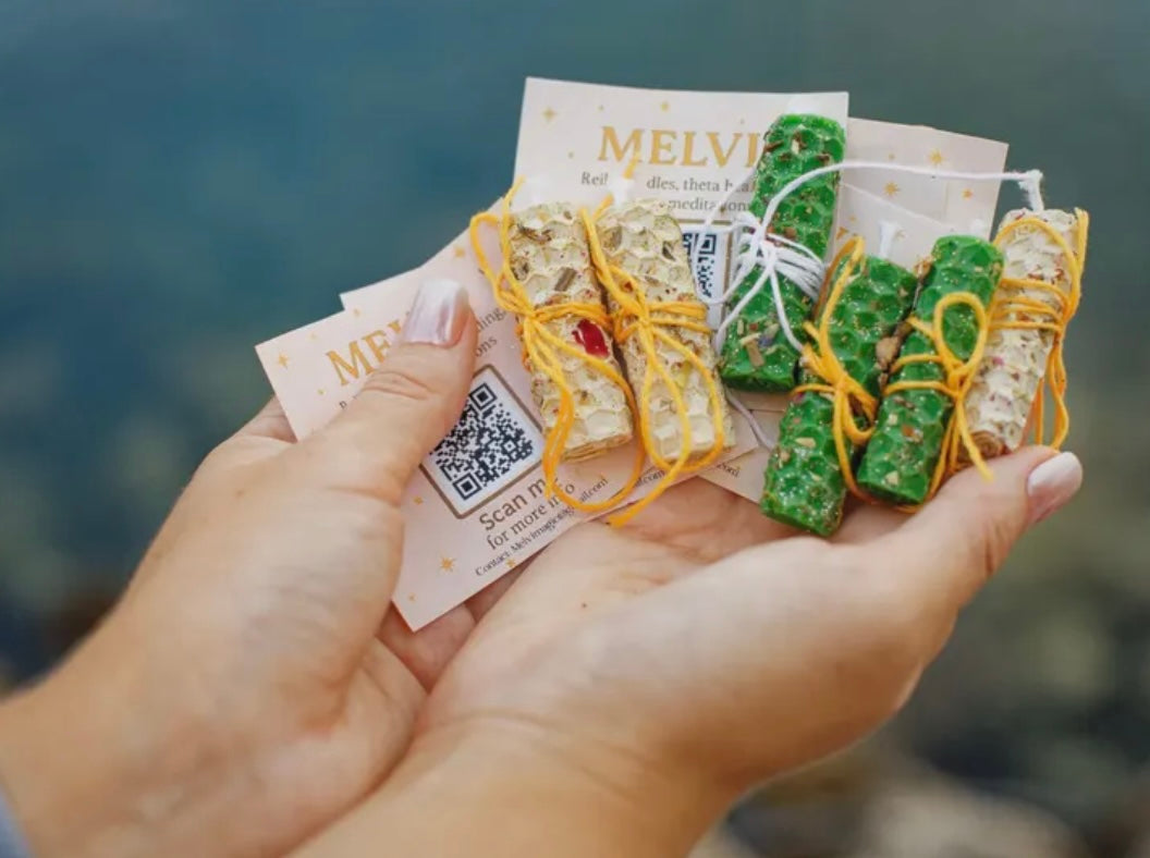 🕯️Vela mágica de cera de abeja preparada: Cargada con Reiki para la intención, ritual mágico, hierbas🔮🍀